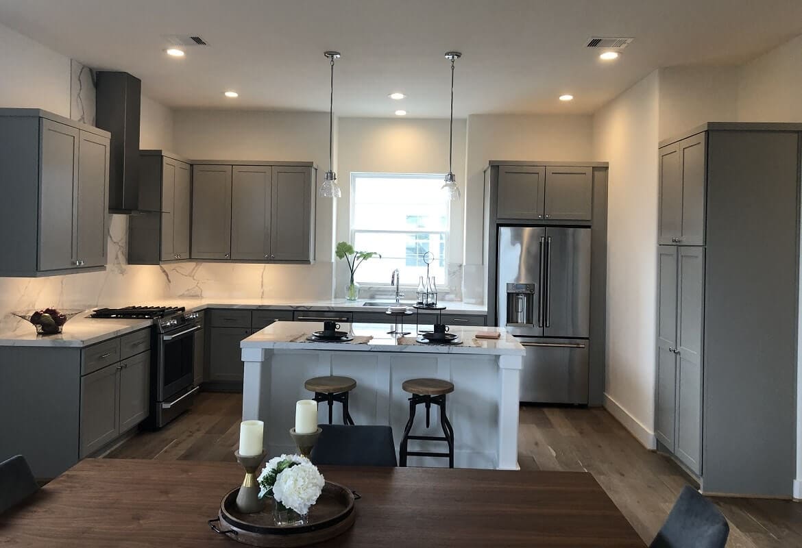 Interior Kitchen & Bath Remodeling Interior Kitchen and Bath Remodeling Services in Houston, Texas, United States